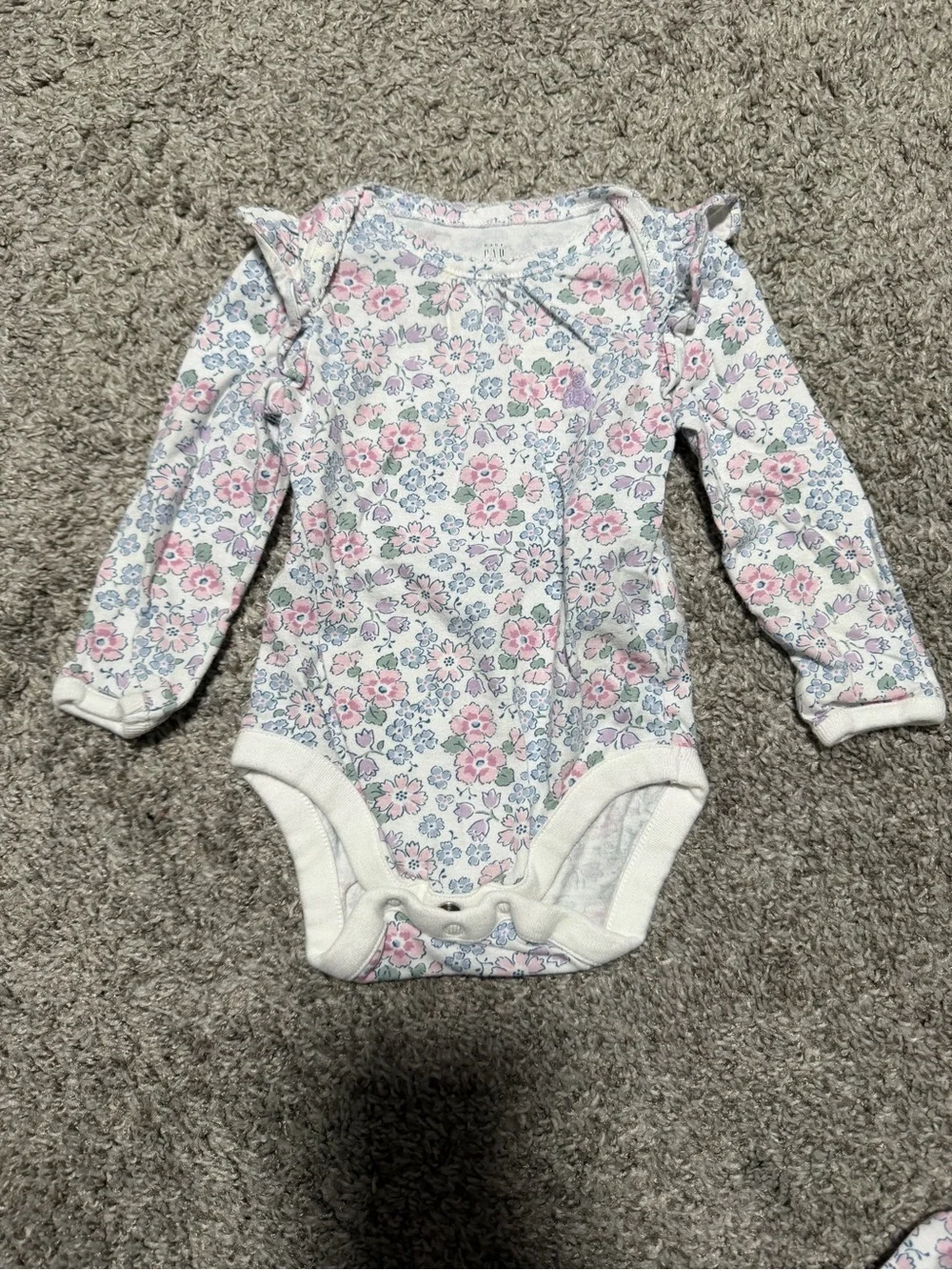 GAP soft floral